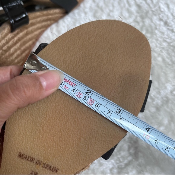 Eric Michael black stretchable strappy sandals espadrille size 38 - Picture 12 of 12